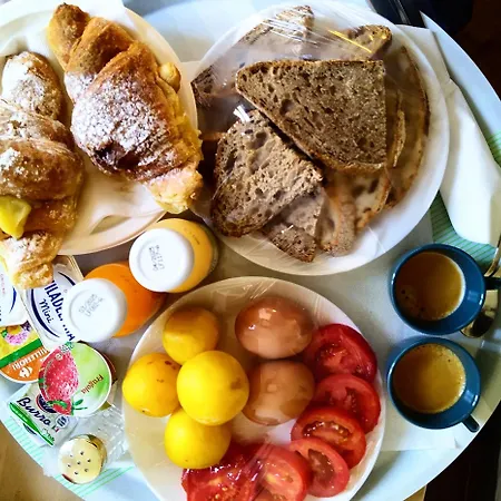 Gh Lorvand Affittacamere 4*